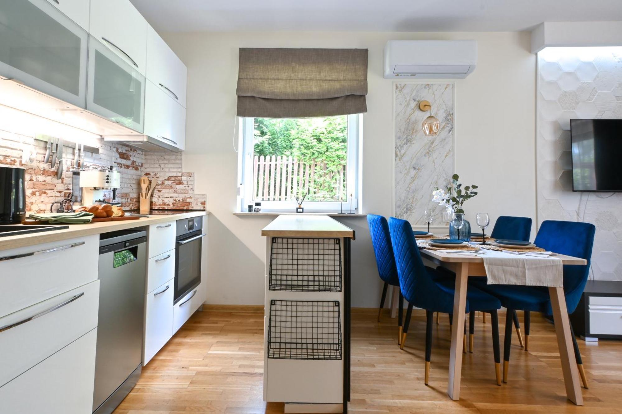 Malinowelove Aircon, 3 Rooms, Parking, Ogrod คราคูฟ ภายนอก รูปภาพ